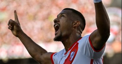 River Plate avanza a semifinales con gol de Salomón Rondón
