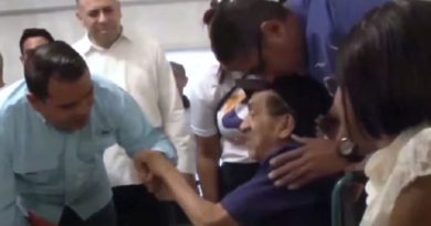 Entregan ayudas técnicas con el 1x10 del buen gobierno en Falcón