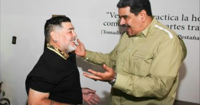 Presidente Maduro rememora cuatro años de última visita de Maradona a Venezuela