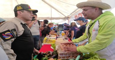 Feria del Campo Soberano atendió a habitantes de San Martín en Mérida