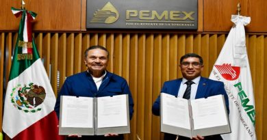 Venezuela y México firman acuerdo en materia petrolera