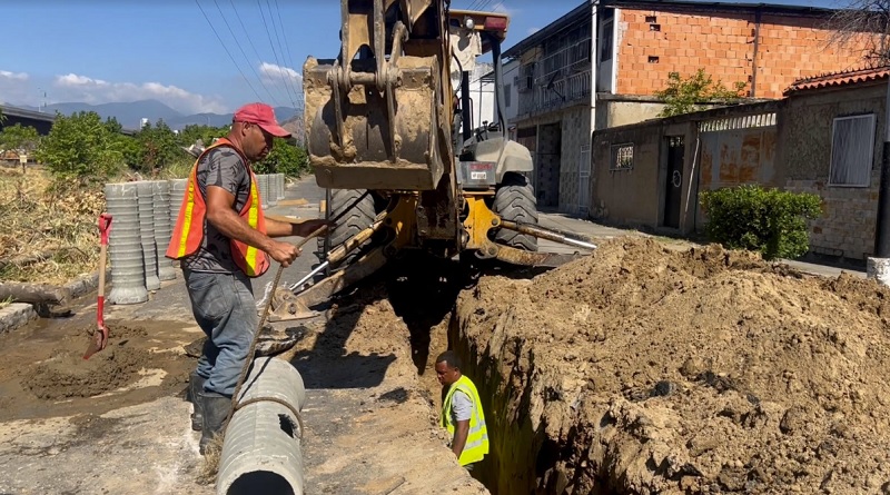 Sistema 1X10 atiende reportes de aguas servidas en el municipio Girardot
