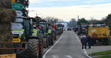 Agricultores franceses anuncian bloqueo de París
