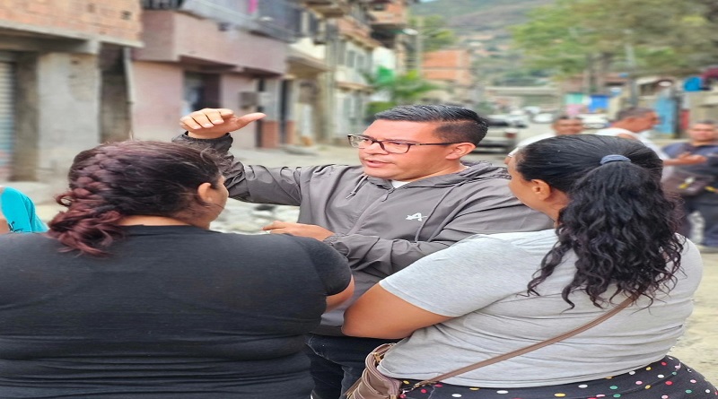 Avanza segunda fase de trabajos de vialidad en la parroquia Antímano