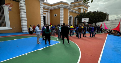 Inauguran cancha deportiva en parroquia La Pastora de Caracas