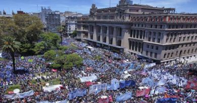 Justicia argentina suspende reformas laborales impulsadas por Milei