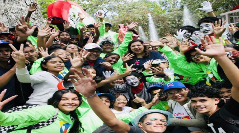 Caracas prepara comparsas y carrozas para Carnaval 2024