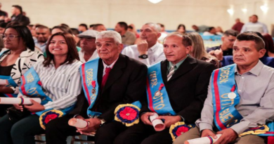 Falcón galardona a atletas y glorias deportivas con Orden Otto Rafael Bueno