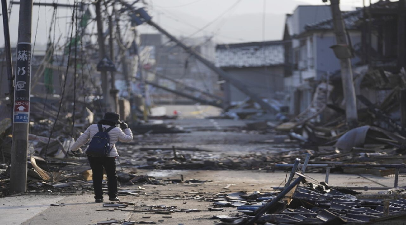 Número de fallecidos por terremoto en Japón asciende a 220