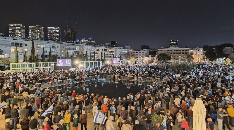 Miles de personas protestan en Israel contra Netanyahu