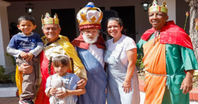 Reyes Magos llegan a la Casona Cultural Aquiles Nazoa