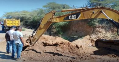 Avanza rehabilitación vial en la parroquia Zazárida de Falcón