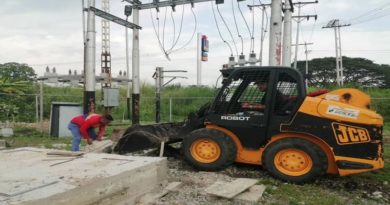 Implementan labores para estabilizar servicio eléctrico en Mérida