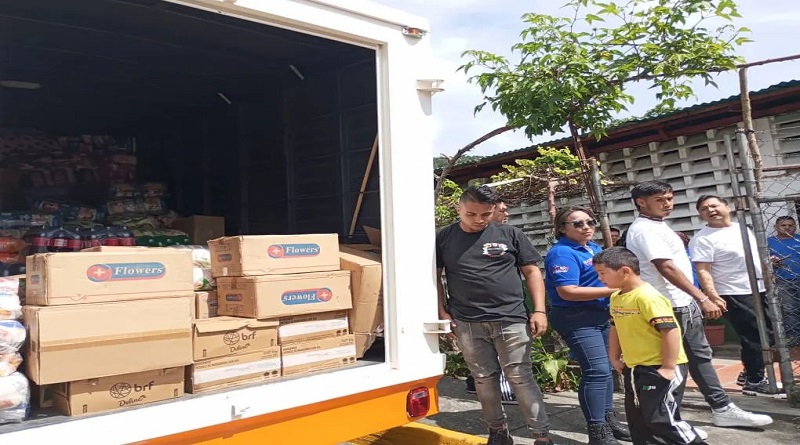 Comunidad china otorga alimentos para personas de la tercera edad en Mérida