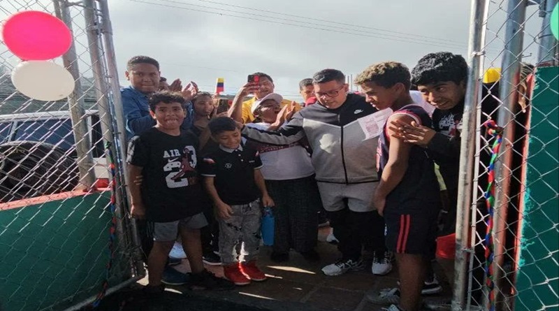 Más de cinco mil familias disfrutan de cancha y parque en carretera al Junquito 