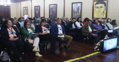 Cancillería junto a movimientos sociales analizan y debaten las 7T