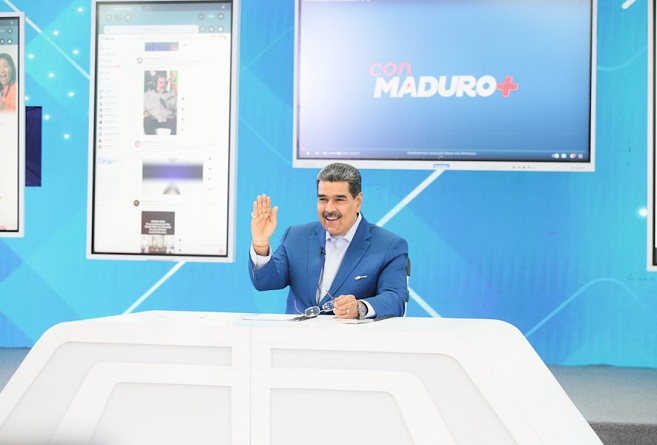 Prohiben entrada a EE. UU. a cultor español David Morales tras representar a Bolívar