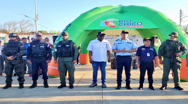 Funcionarios se despliegan para resguardar Ferias del Lebranche en Tacarigua de la Laguna