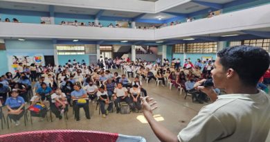 Inicia debate de las 7T con estudiantes carabobeños