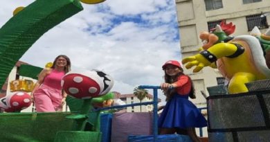 Carroza de la Gobernación de Mérida en el Desfile Monumental de la Feria del Sol