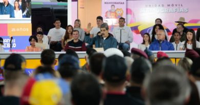 Presidente Maduro lanza la Gran Misión Venezuela Joven