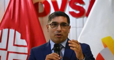 Fortalecen unidad de flotas para la distribución de combustible en el país