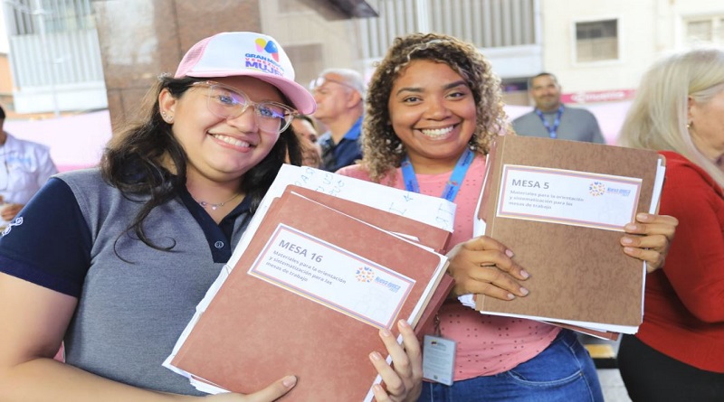 Asamblea de Mujeres genera propuestas para contribuir con las “7T”