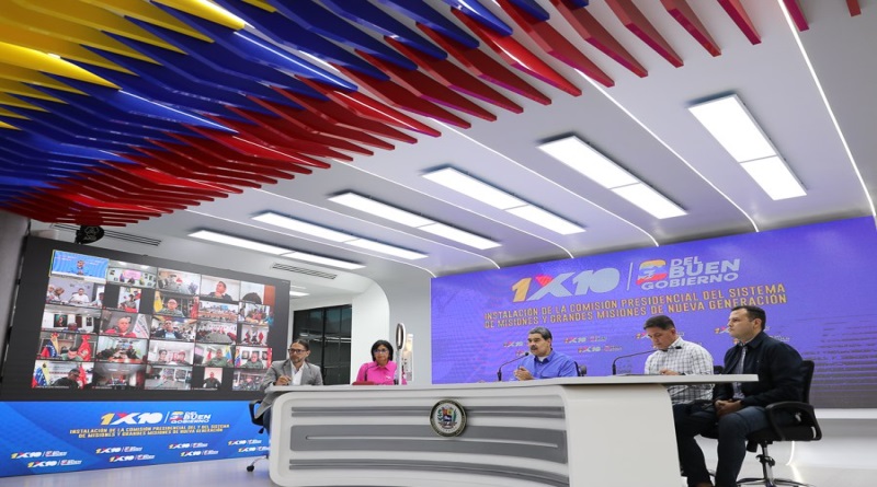 Reinauguran cancha del Urbanismo Hugo Chávez Turmerito mediante el 1x10