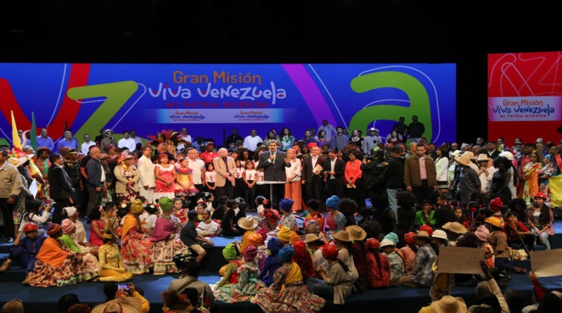 Instalarán más de mil casas de la cultura en parroquias del país