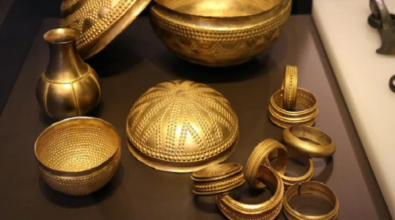 Descubren antiguos artefactos humanos fabricados con materiales extraterrestres