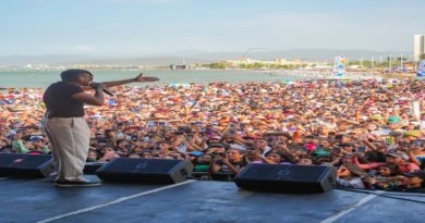Festival Playero Anzoátegui Te Enamora llena playa Lido en su segundo día