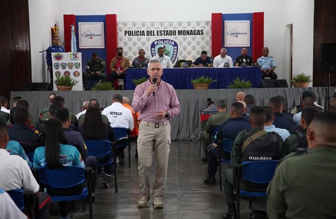 Fortalecen Cuadrantes de Paz en Monagas con la entrega de equipos telefónicos