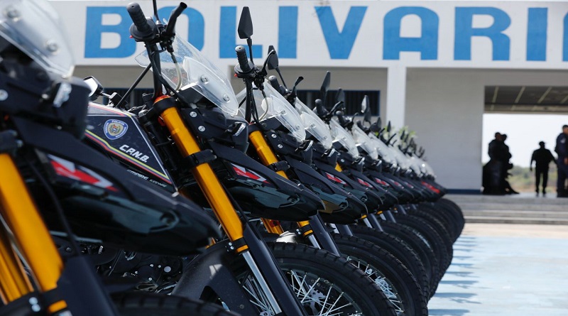 ntregaron 200 motocicletas a funcionarios de seguridad con el fin de fortalecer los 145 cuadrantes de paz