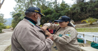 Otorgan certificados a integrantes del Cuerpo Civil de Guardaparques