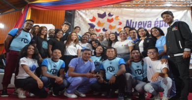 Sector universitario presenta propuestas para potenciar la educación