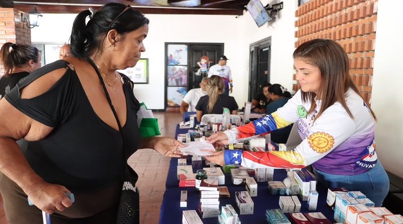 Sistema 1x10 de Buen Gobierno da respuesta a las solicitudes en La Guaira