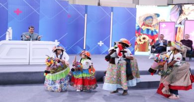 Viva Venezuela establece meta de llegar a 6 mil escuelas en agosto 
