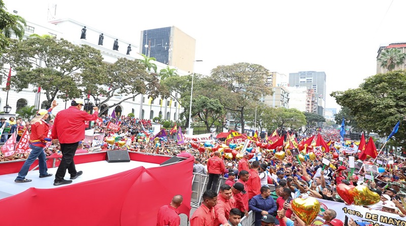 Presidente Maduro recibe en Miraflores a la Furia Bolivariana por los 32 años del 4F