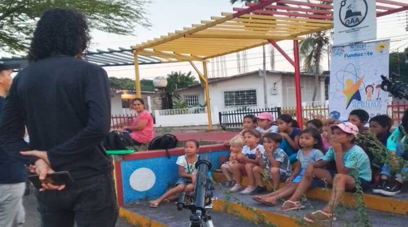Niños de Amazonas disfrutan de Júpiter y sus Lunas en jornada observación astronómica