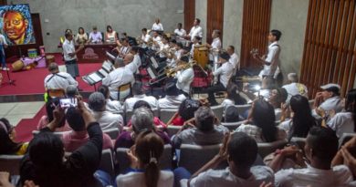 “Gran Misión Viva Venezuela Mi Patria Querida”,