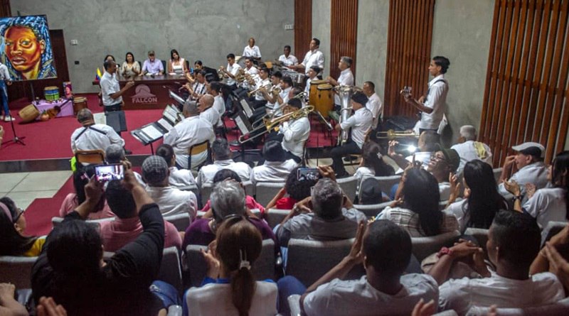 “Gran Misión Viva Venezuela Mi Patria Querida”,