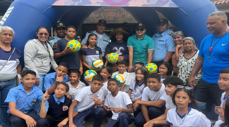 Realizan jornada de integración social con la Policía de Miranda