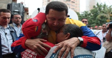 Elevaron oraciones en el Hospital Militar por la siembra del Comandante Chávez
