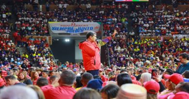 Presidente Maduro agradece al pueblo venezolano por el apoyo y amor que recibe