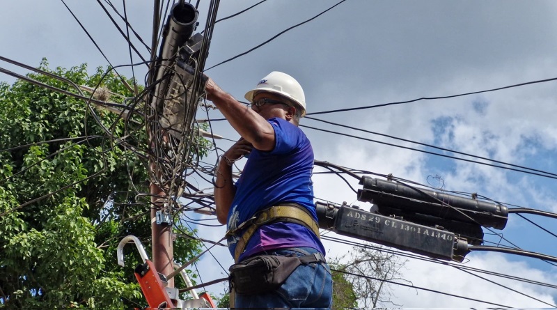 Trabajadores de Cantv se despliegan en Distrito Capital para impulsar el 1x10