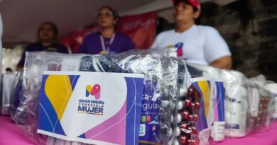 Mujeres de La Guaira reciben atención integral de salud gratuita