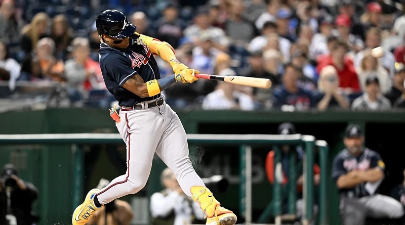 Ronald Acuña Jr. volvió a hacer swing con el madero