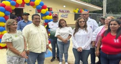 Entregan 10 consultorios populares semanales a comunidades en Trujillo