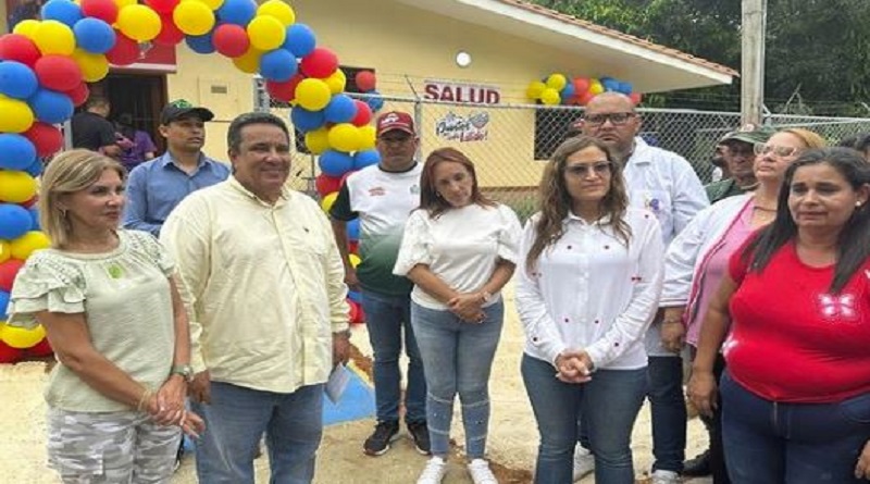 Entregan 10 consultorios populares semanales a comunidades en Trujillo