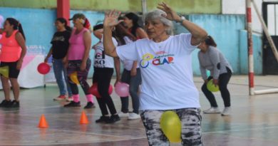 Celebran mes de la Mujer y aniversario del CLAP con actividades deportivas